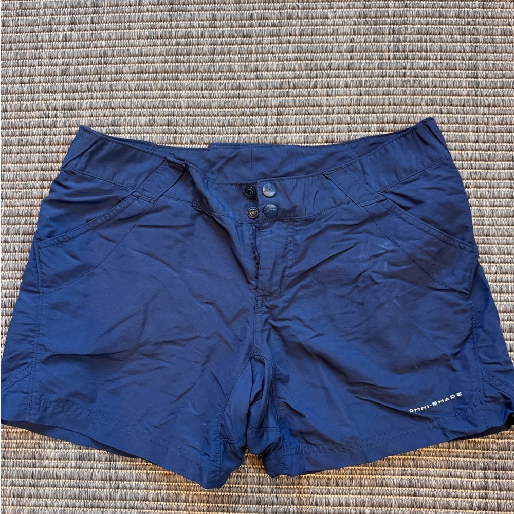 Columbia PFG Women's Navy Omni-shade Cargo Shorts